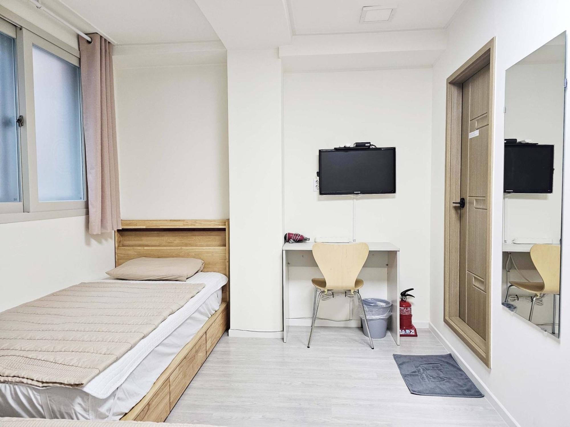 Boa Travel House Hostel Сеул Стая снимка