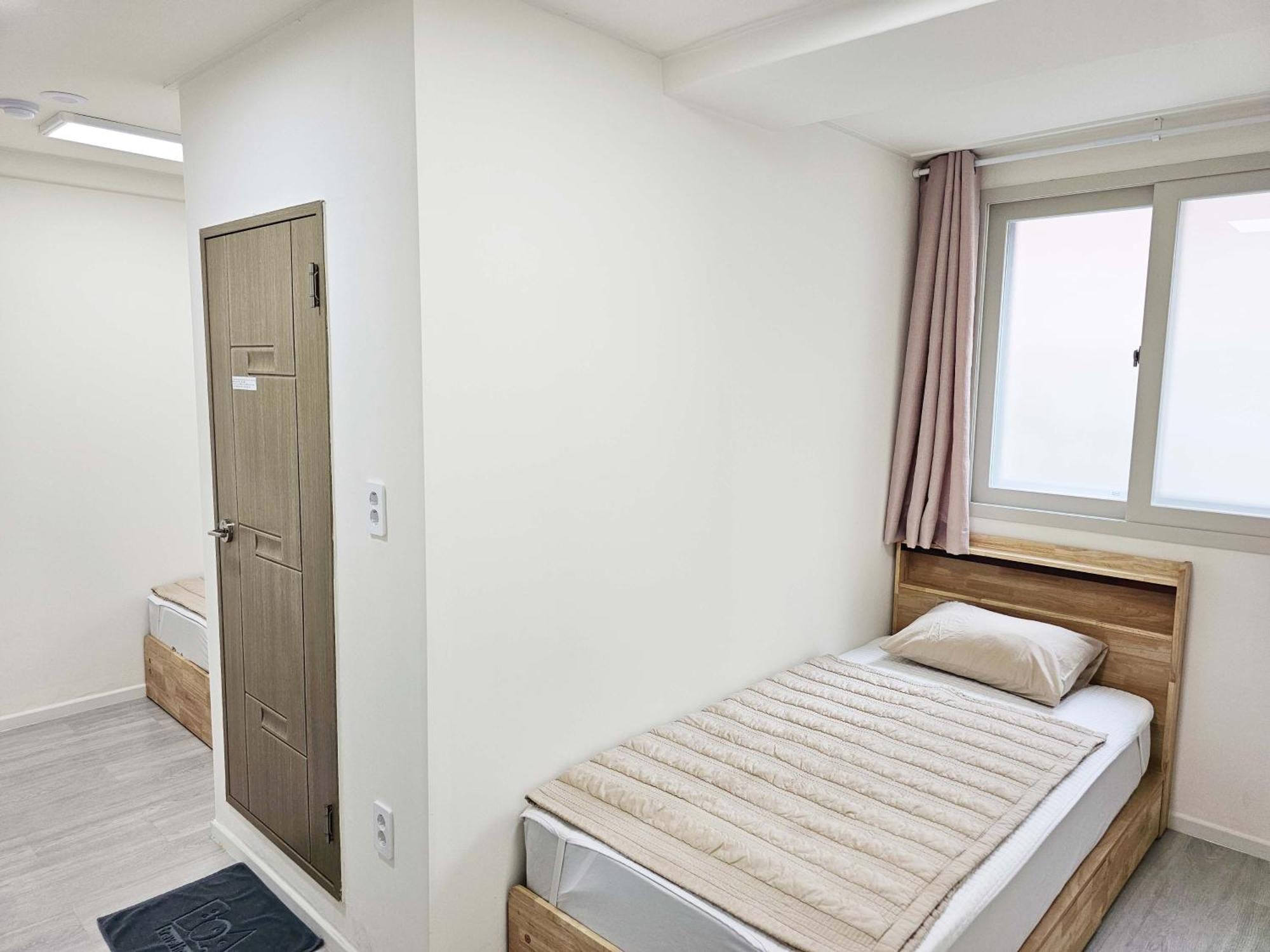 Boa Travel House Hostel Сеул Стая снимка