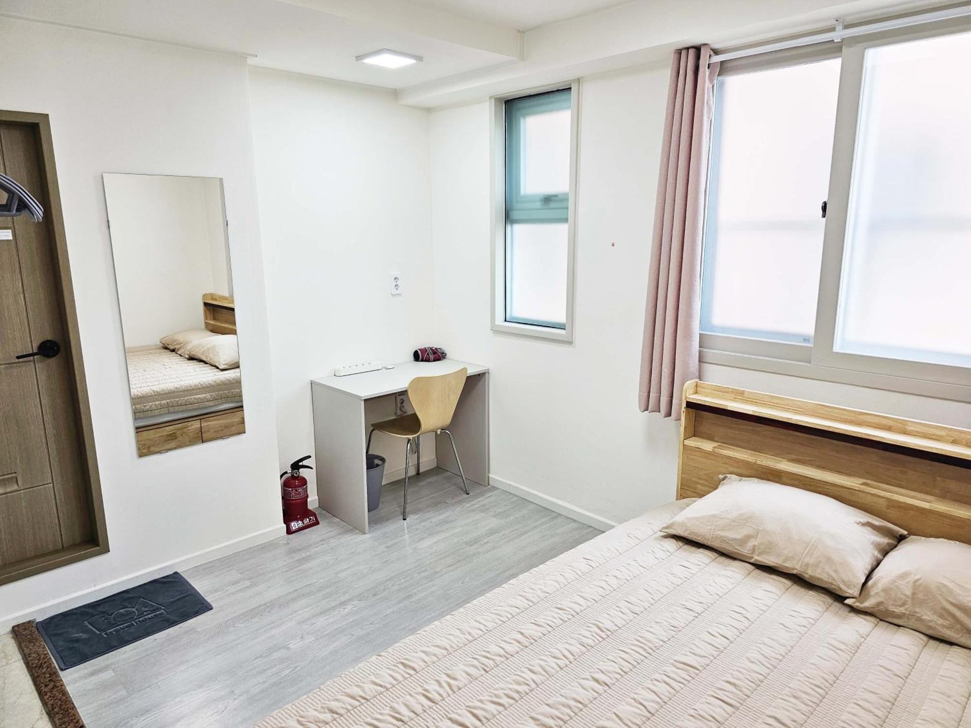 Boa Travel House Hostel Сеул Стая снимка