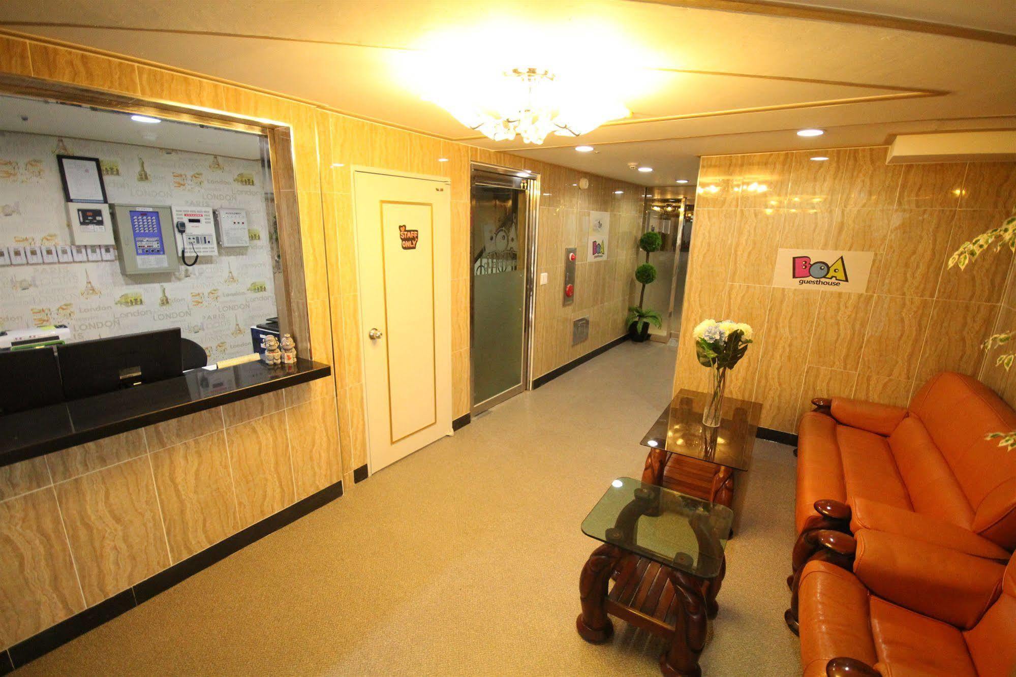 Boa Travel House Hostel Сеул Екстериор снимка